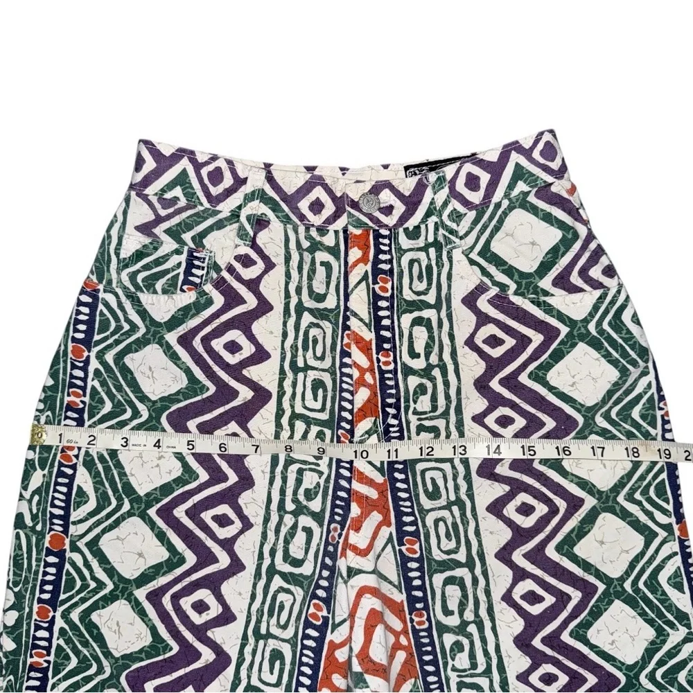 VTG 80s 90s NOT GUILTY High Rise Shorts Sz 5/6 USA Made Bold Aztec Tribal Print